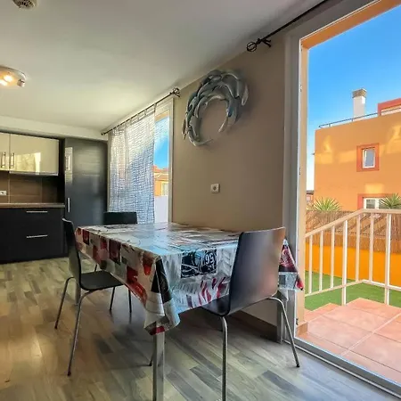Open Space - Smartworker Place - 3 Persons Apartment Corralejo